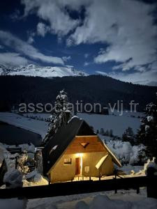 Adorable Chalet Sur le lac de Payolle à Campan